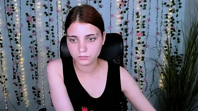 evelyn_muse on StripChat 