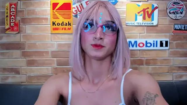 foxy_sharlotte — Cover face with saliva , Messy Face