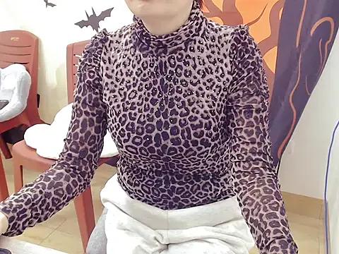 Funnygirl_9x — spanks ass x 5