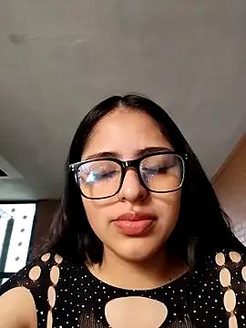 Goddesscut333 — Naked+show ass(5 min)