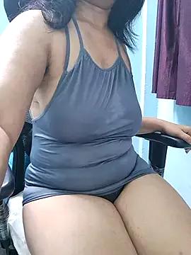 Jassi_Does on StripChat 