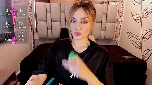 KataHot_ on StripChat 