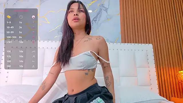 kinkylittlegirll on StripChat 