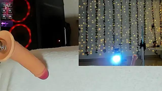 Kitty__Rose__ on StripChat 