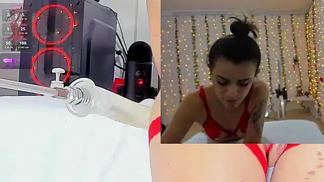 Kitty__Rose__ on StripChat 