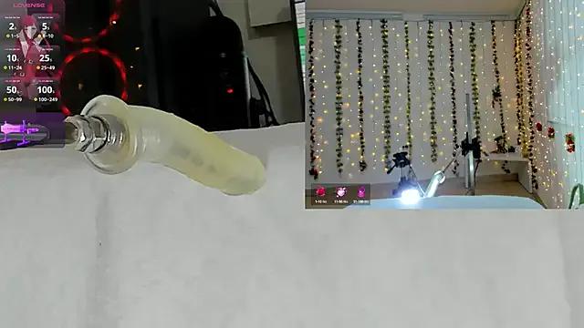 Kitty__Rose__ on StripChat 