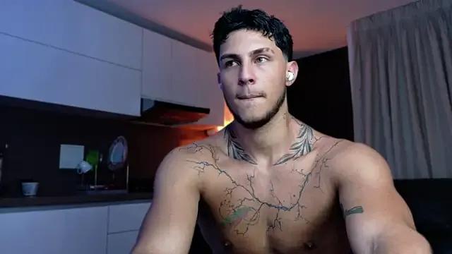 LeoCavalli_ — change the angle to full body leo