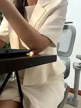 Lilith_rose66 on StripChat 