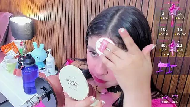 lola_clit on StripChat 