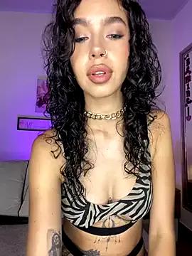 MarianaSnake — Kisses