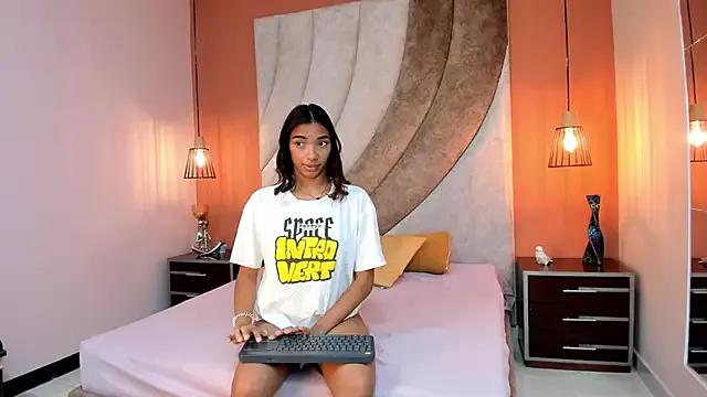 Miiaa_Spencer on StripChat 