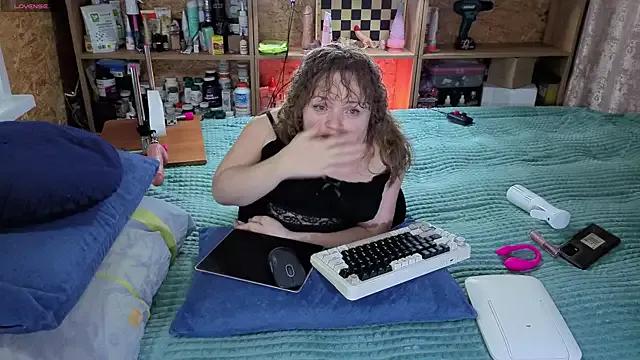 MiniNatalie on StripChat 