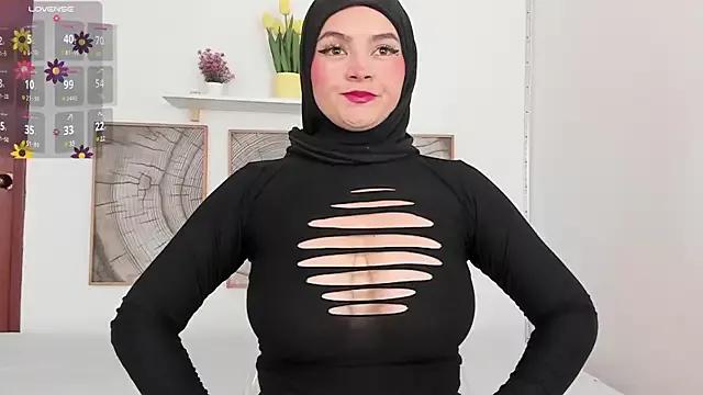 miss_arabicc on StripChat 