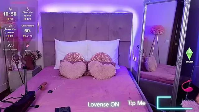 Nicole_Bond — New model!Become my king!