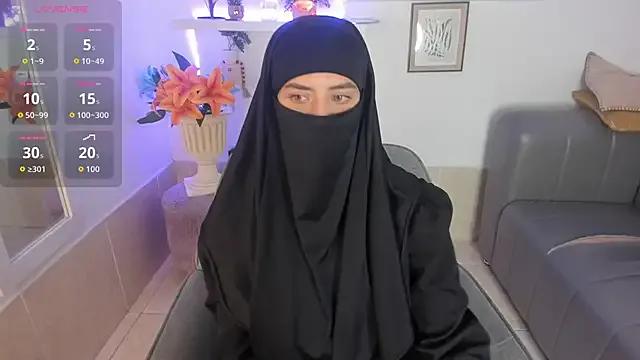 salma_arabicc — I oil my tits just for you...