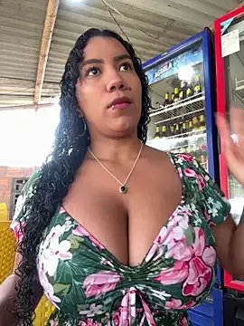 serena_willow on StripChat 