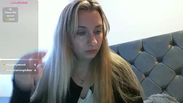 SusanCurt on StripChat 