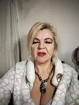 TiaBeauty9182 — Freechat on StripChat