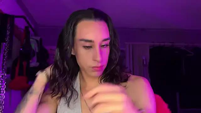 xoFrankie — Mommy booty shake 