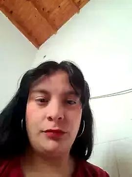 ZaraHoney on StripChat 