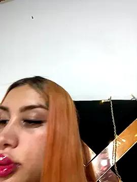 Zaratattoox on StripChat 